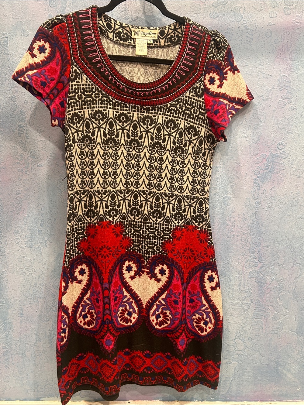 Papillon Blanc Red, Black & Cream Short Sleeve Patterned Mini Dress